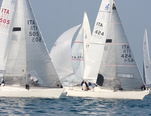 SARDEGNA: LA FLOTTA J24 E’ PRONTA PER RIPARTIRE CON IL CIRCUITO ZONALE